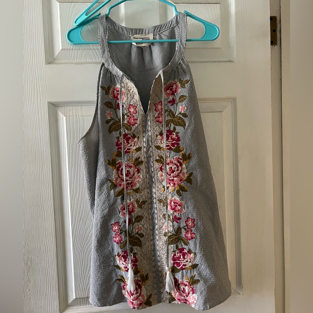 Savanna Jane Floral Embroidered Tie Front Tank Top Size 2x - EUC